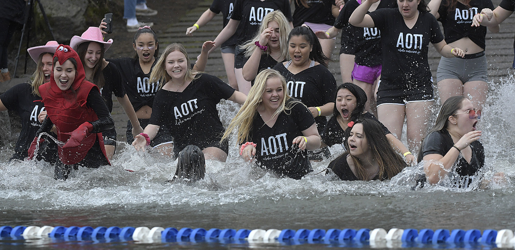 Polar Plunge08